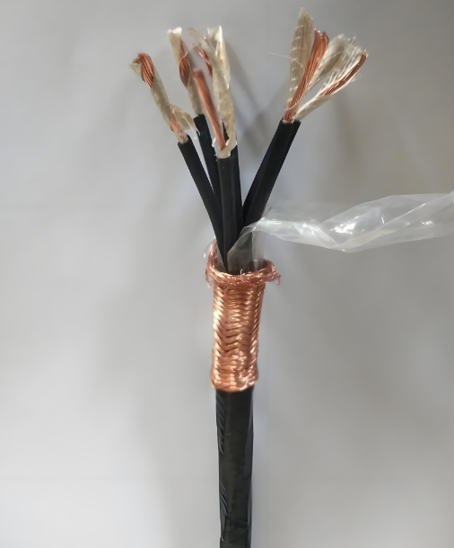 金聯(lián)宇電纜分析電纜護(hù)套越厚質(zhì)量就越好嗎？其實(shí)不然！.jpg